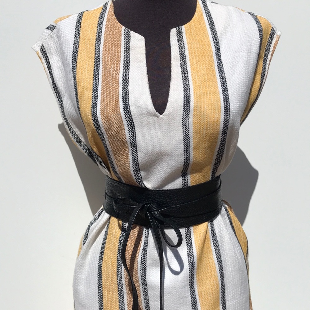 French Dress - Picture 2 of 4